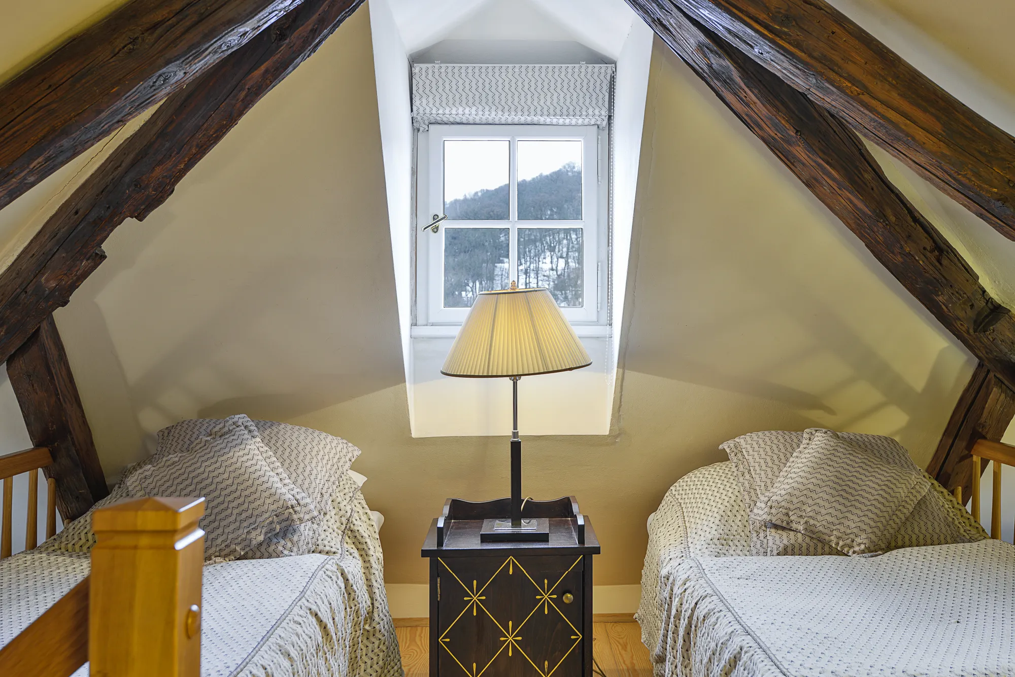 Duplex Suite with city view gallery preview 3